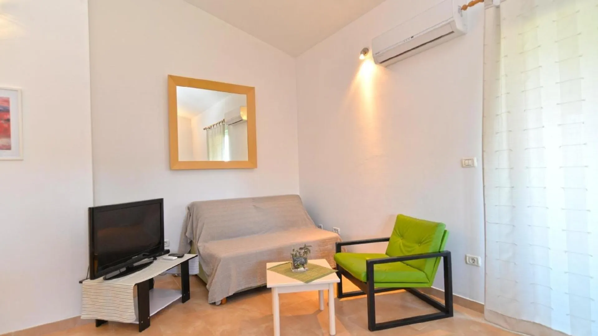 Apartment Ferienwohnung Fuer 4 Personen Ca 45 Qm In Banjole, Istrien Istrische Riviera