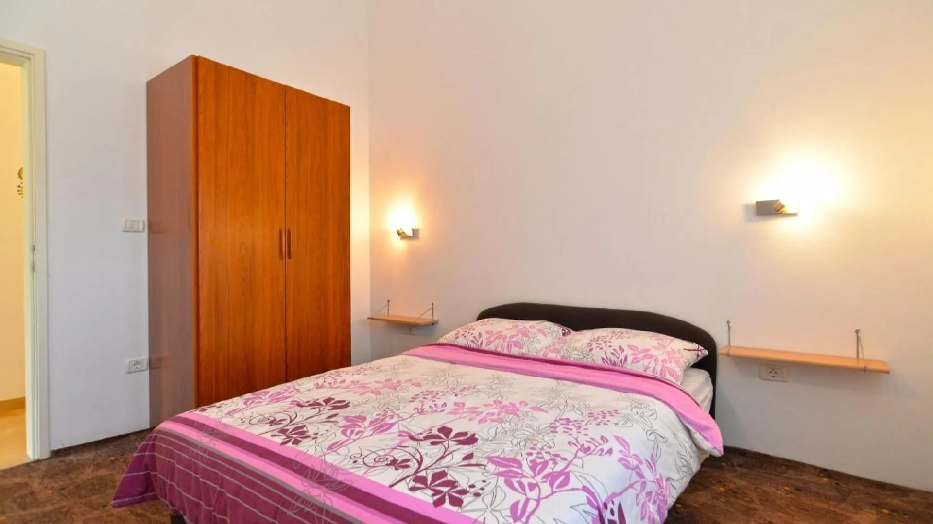 Ferienwohnung Fuer 4 Personen Ca 45 Qm In Banjole, Istrien Istrische Riviera Apartment Banjole